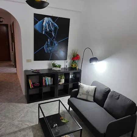 Elisabeth House * Giardini Naxos