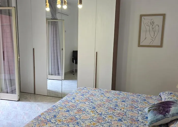 Elisabeth House アパート ジャルディーニ・ナクソス