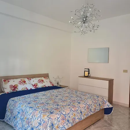 Apartment Elisabeth House Giardini Naxos