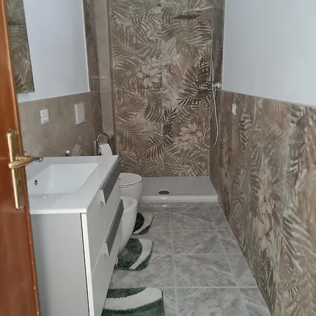 Elisabeth House Apartment