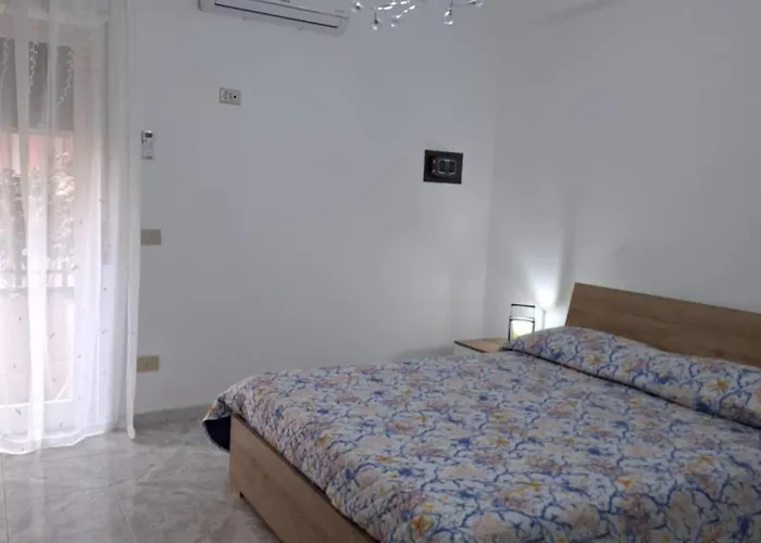Elisabeth House Apartment Giardini Naxos